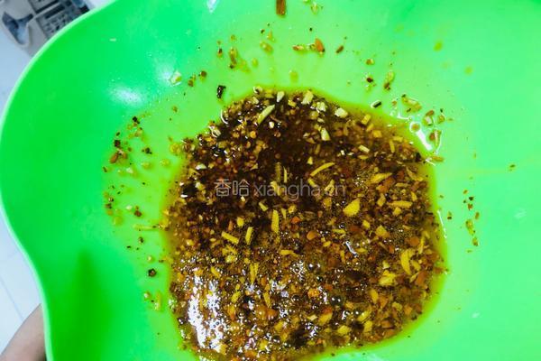 凉拌豆芽的做法图解3