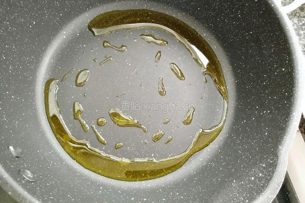 豌豆炒黄瓜的做法图解4