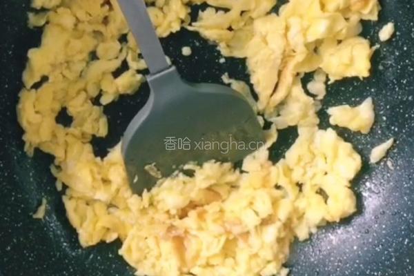 番茄炒蛋的做法图解1