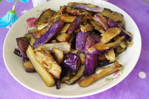 茄子炒豆角的做法图解13