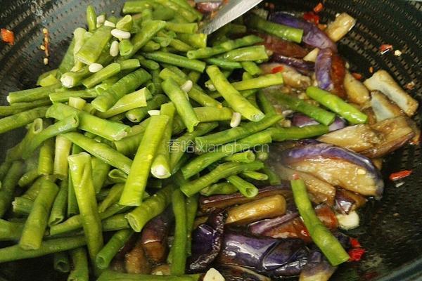 茄子炒豆角的做法图解17