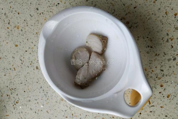 宝宝辅食 金枪鱼西兰花面片的做法图解2