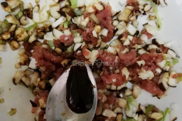 蘑菇塞肉的做法图解7