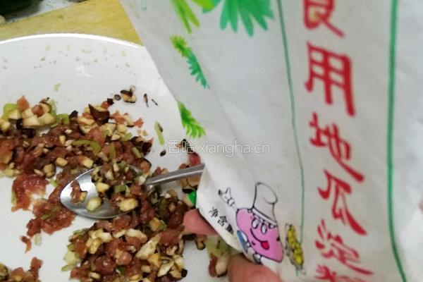 蘑菇塞肉的做法图解8