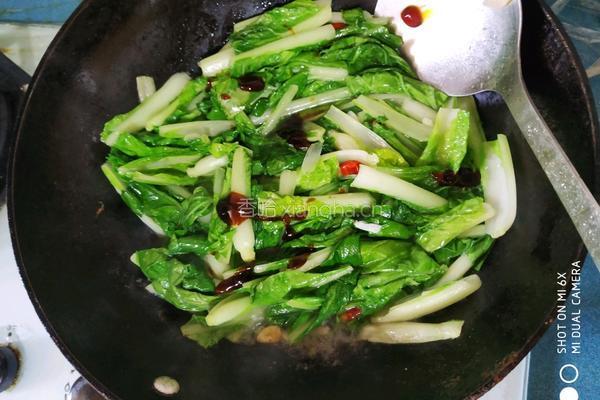 炝炒小白菜的做法图解6