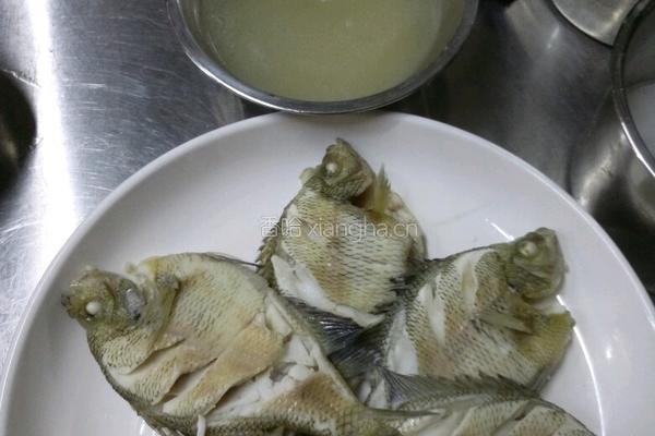 家常过水鱼的做法图解6