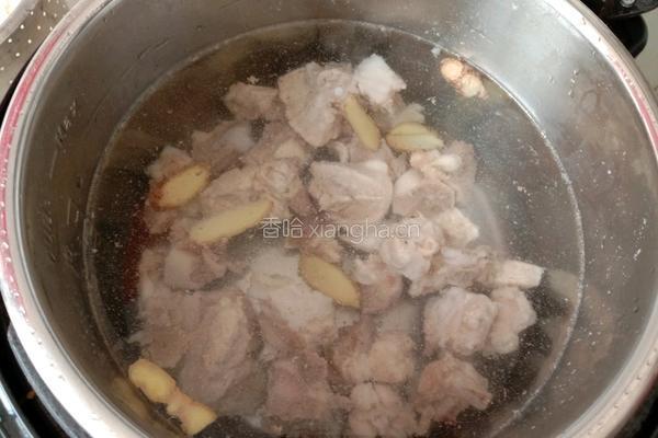 土豆炖排骨的做法图解6