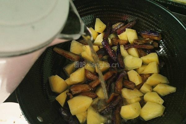 茄子炒土豆的做法图解9