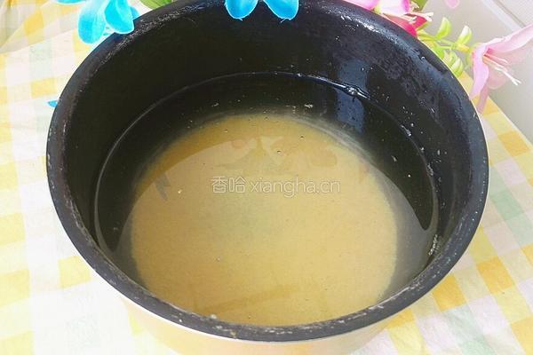 黑豆黄豆小米粥的做法图解4