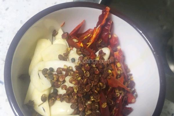 麻辣肉干的做法图解1