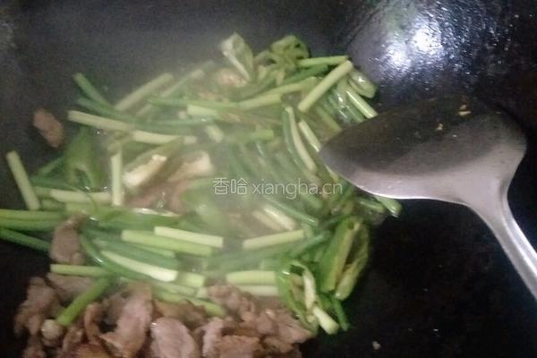 蒜苗炒肉的做法图解6