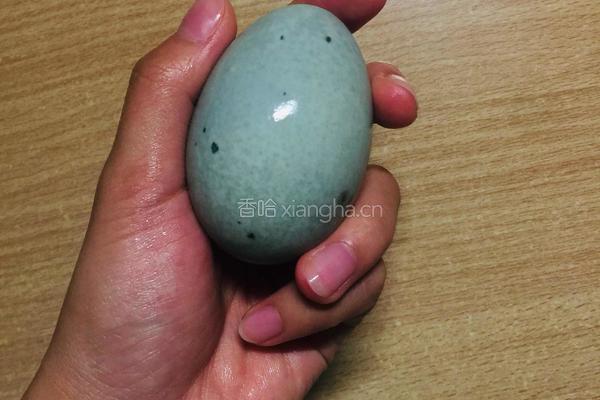 没有瘦肉的皮蛋粥的做法图解3