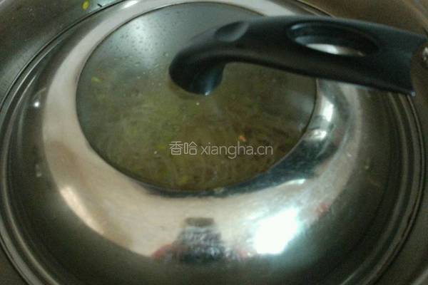 豆芽炒肉的做法图解5