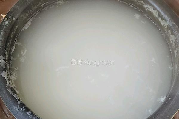 皮蛋瘦肉粥的做法图解5