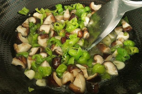 香菇炒豇豆的做法图解15
