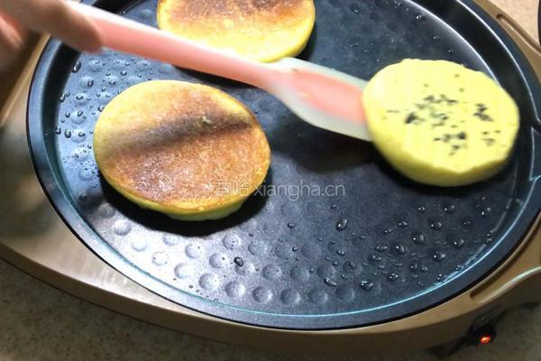 山药鸡蛋玉米饼的做法图解12