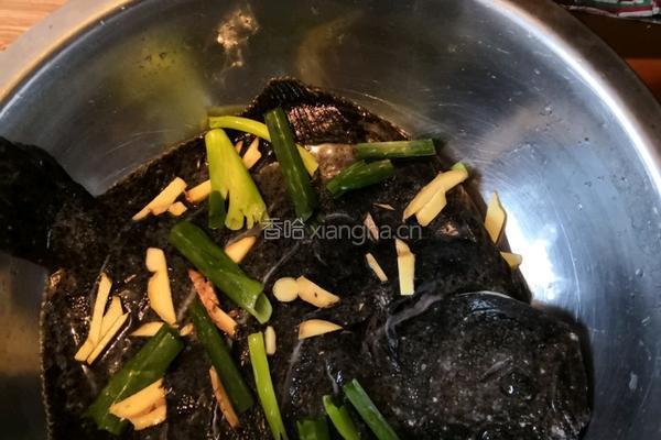 清蒸多宝鱼的做法图解1