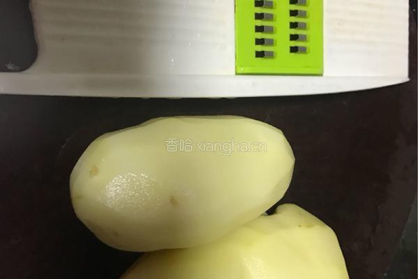 土豆煎蛋的做法图解1