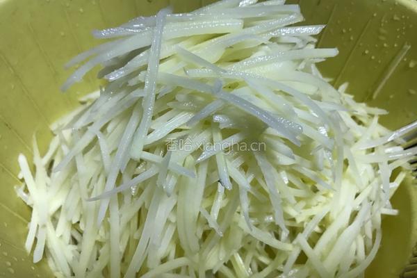 土豆煎蛋的做法图解2
