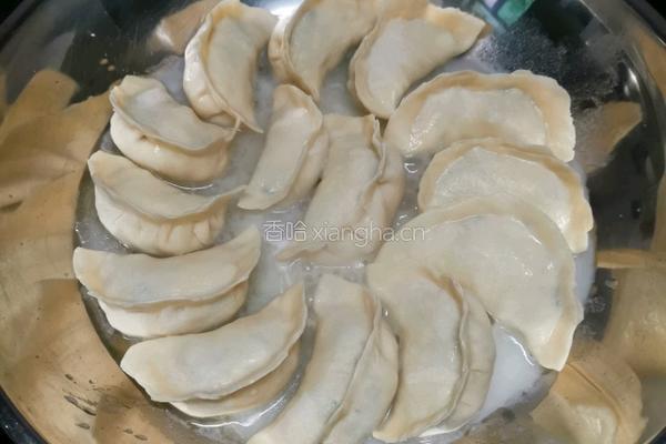 脆皮煎饺的做法图解3