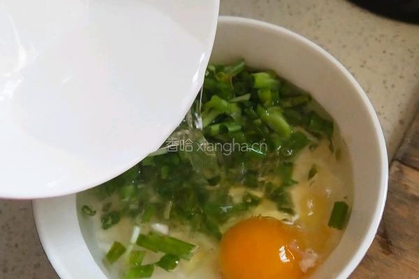 香葱煎饼的做法图解2