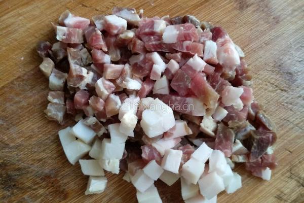 腊肉芥菜炒饭的做法图解2
