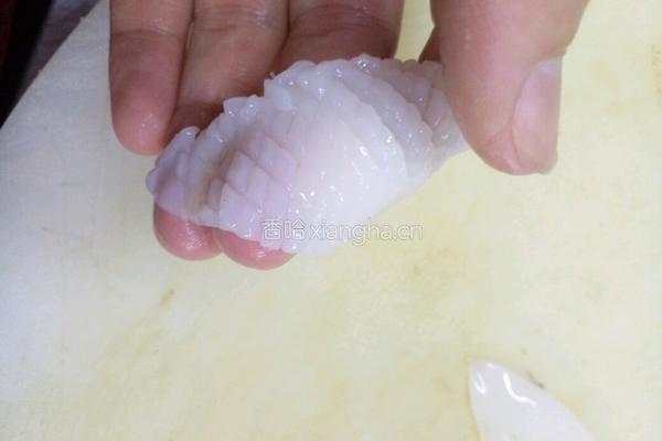 清爽小炒鲜鱿的做法图解9