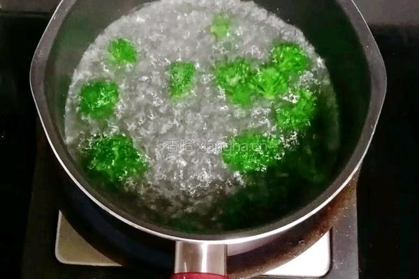 虾仁鸡蛋面线 (宝宝辅食）的做法图解5