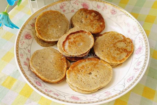 芝麻牛奶煎饼的做法图解11