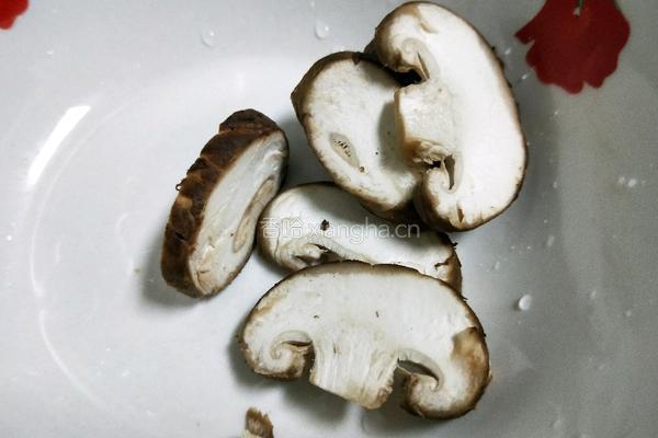 虾滑鸭血汤的做法图解5
