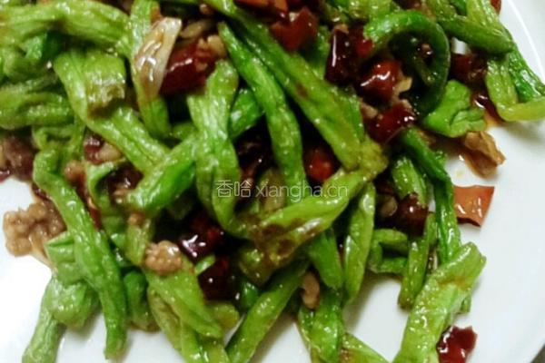 干煸豆角的做法图解7