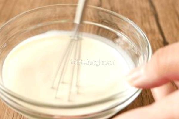 大良炒牛奶的做法图解2