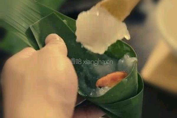 水晶粽子的做法图解1