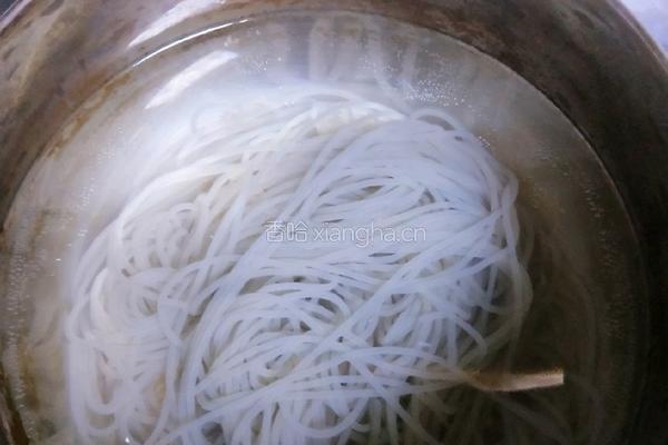 韭菜盒子的做法图解3