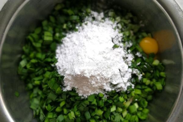 韭菜豆腐饼的做法图解7
