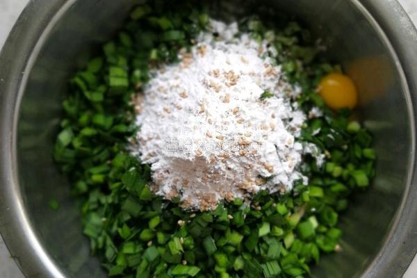 韭菜豆腐饼的做法图解8