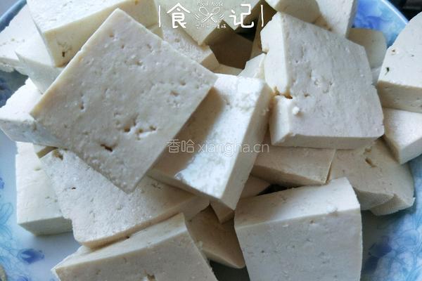 鲫鱼炖豆腐的做法图解6