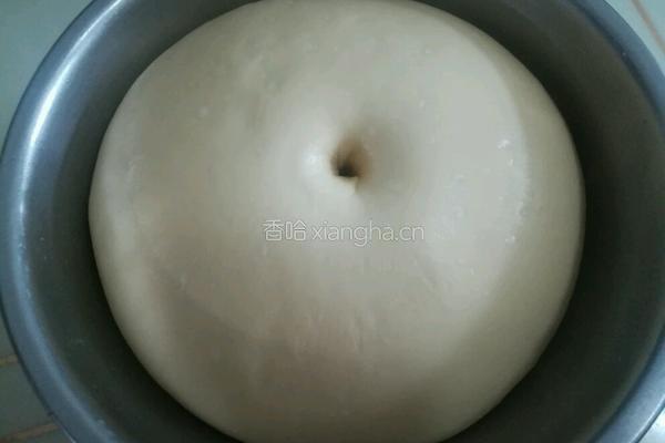 花型椰蓉面包的做法图解2