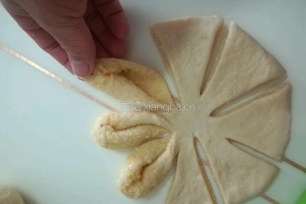 花型椰蓉面包的做法图解6