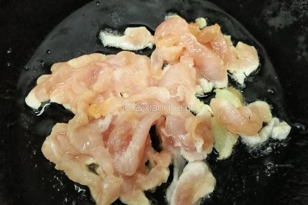 青椒洋葱炒肉丝的做法图解2