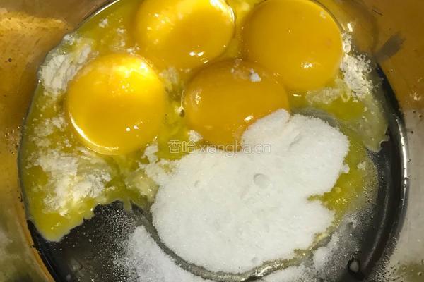 原味鸡蛋糕卷(小四卷)的做法图解3