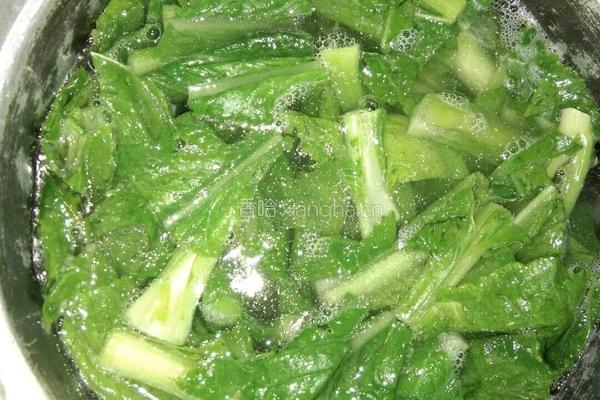 芥菜瘦肉汤的做法图解4