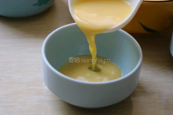 桃胶鸡蛋羹的做法图解4