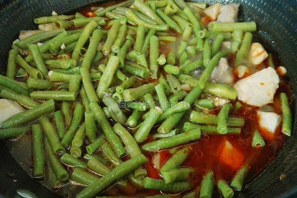 芋头烧豆角的做法图解11