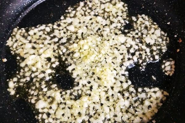 蒜泥荷兰豆的做法图解6
