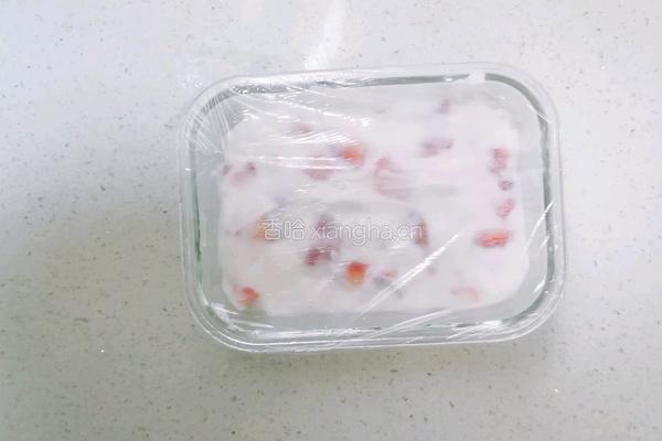 12M草莓牛奶小方的做法图解8