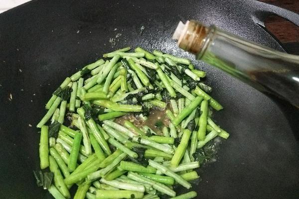 紫苏炒豆角的做法图解8