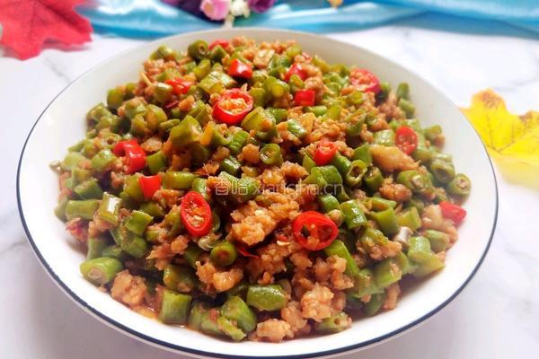 豆角炒肉沫的做法图解1