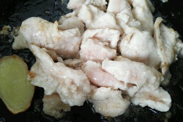 冬瓜木耳炒肉片的做法图解3