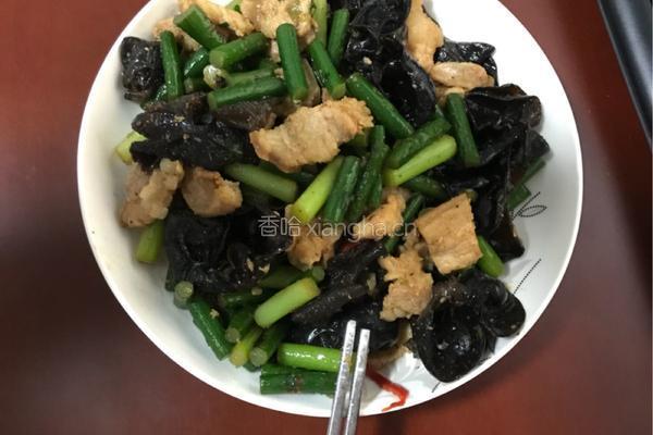 蒜苔炒肉